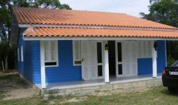 Casa com 3 dormitórios próximo a Praia do Ouvidor - REF: 6140