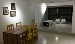 Ampla Residência com 5 dormitórios na Praia da Ferrugem